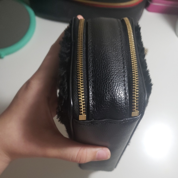 Kate spade New York crossbody bag with chain